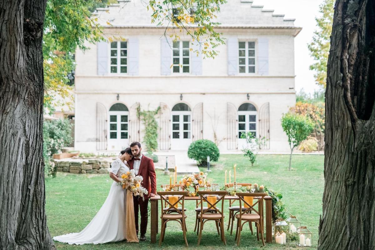 Mas De Capelou Bed & Breakfast Avignon Bagian luar foto